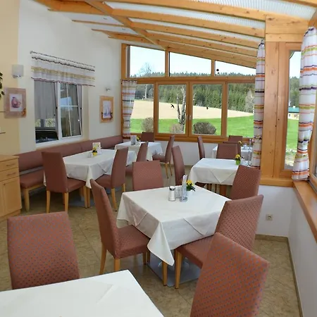 Pensjonat Gasthof-pension Nordwald 3*